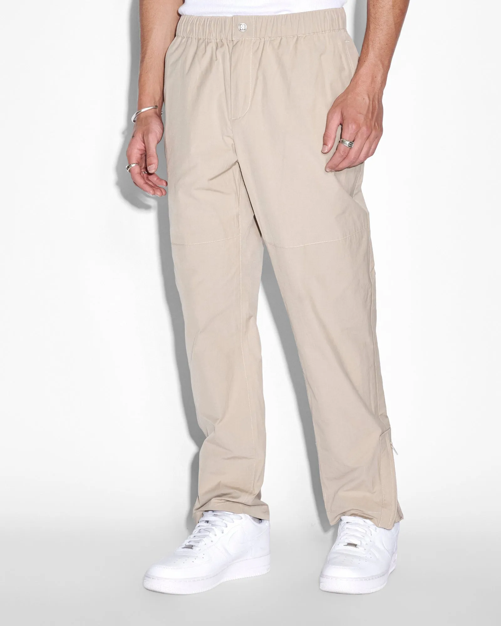 〈 TAN 〉 CHECKED&LINE PANTS 0850604890145NEW_02_025.jpg?sw=600