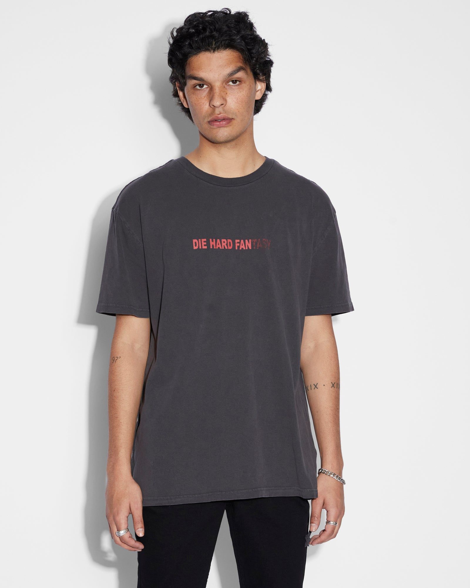 FAN BIGGIE SS TEE FADED BLACK sold by Ksubi