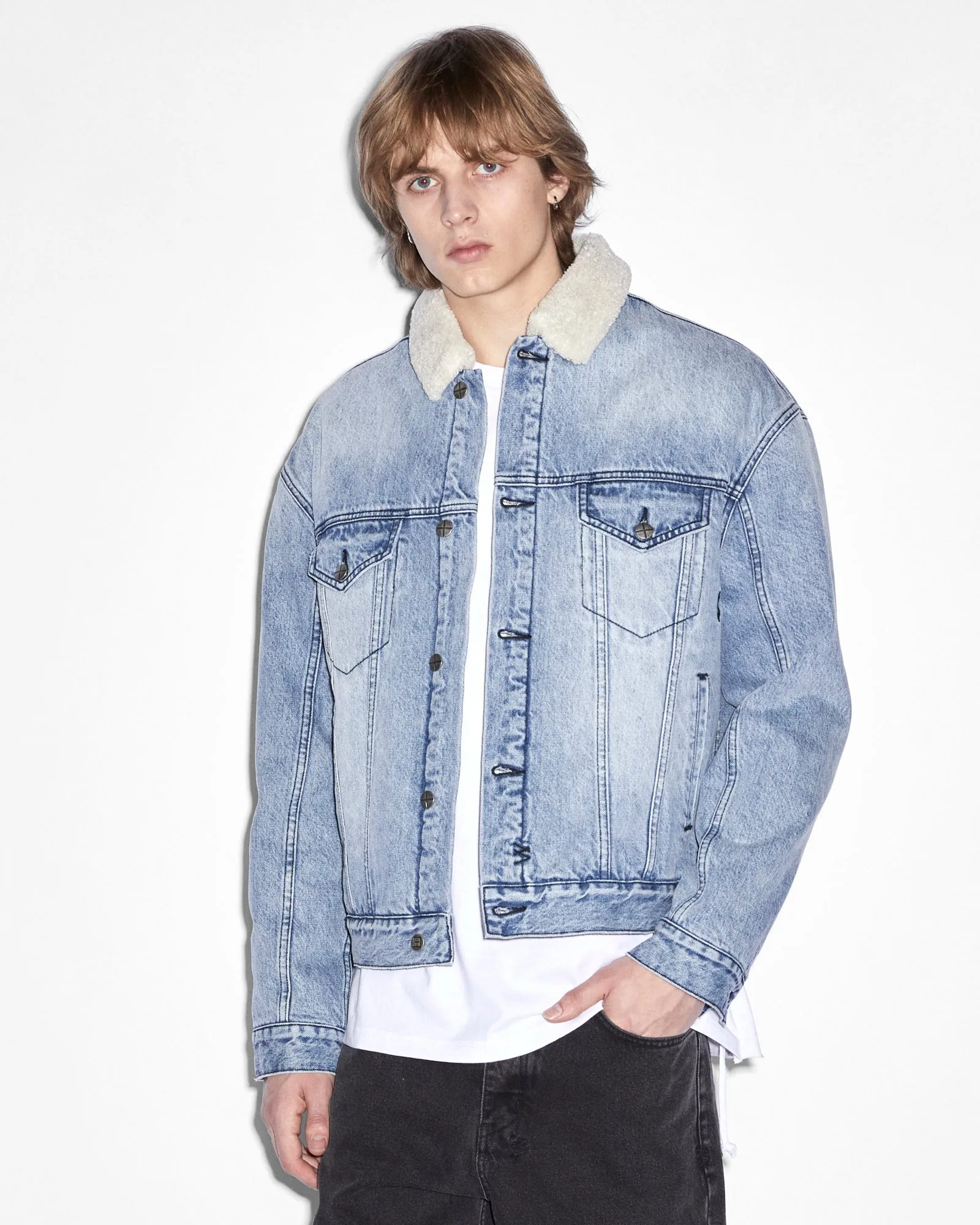 OH G JACKET SHERPA MID BLUE sold by Ksubi