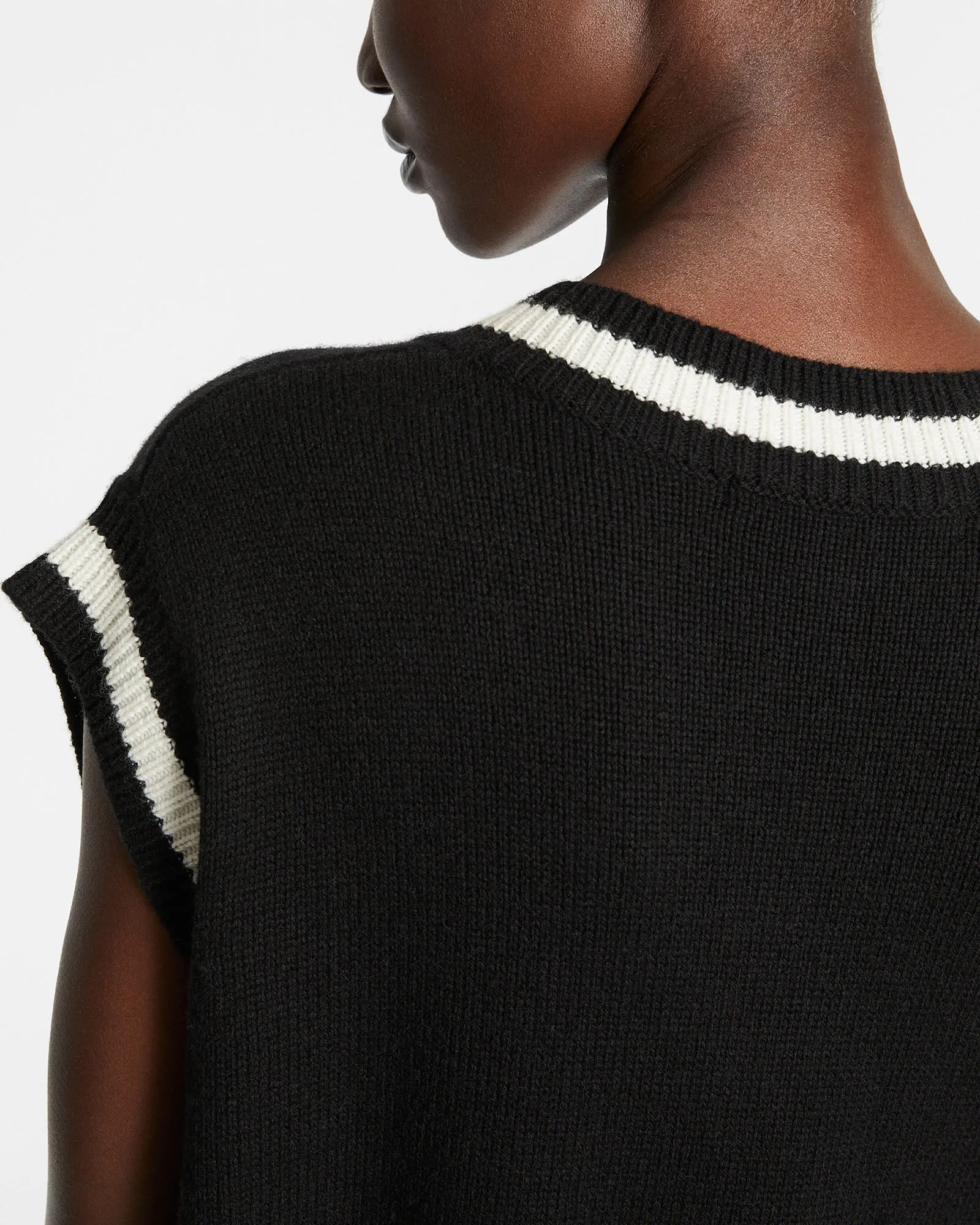 CROSS DOLLAR KNIT DRESS BLACK sold by Ksubi product image thumbnail 3