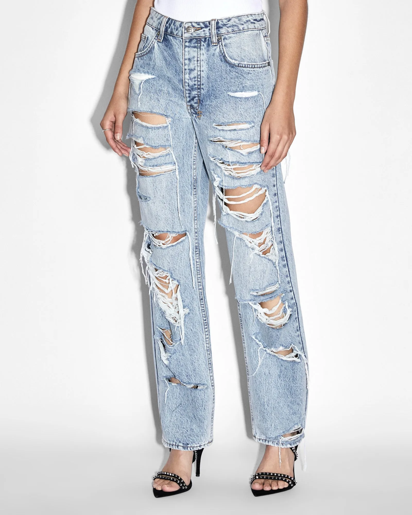BROOKLYN JEAN KARMA TRASHED | Parallel