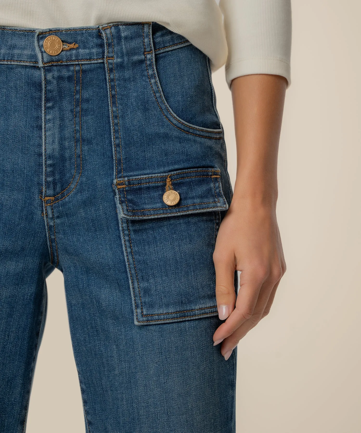 Avery High Rise Straight Leg, Exclusive sold by Kut from the Kloth product image thumbnail 5