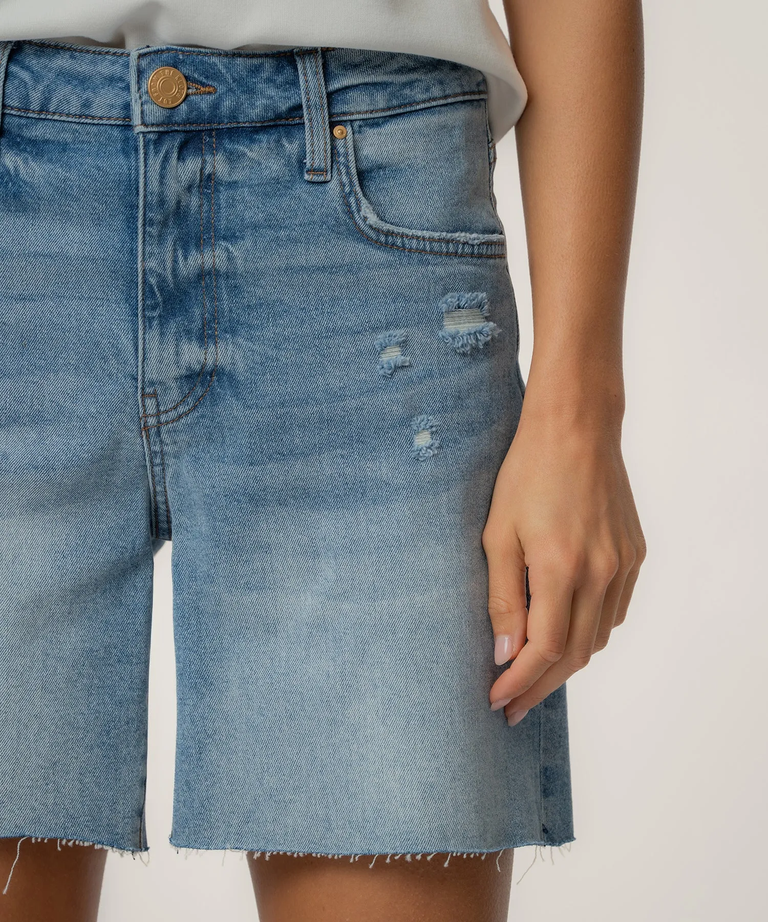 Hailey High Rise Short sold by Kut from the Kloth product image thumbnail 4