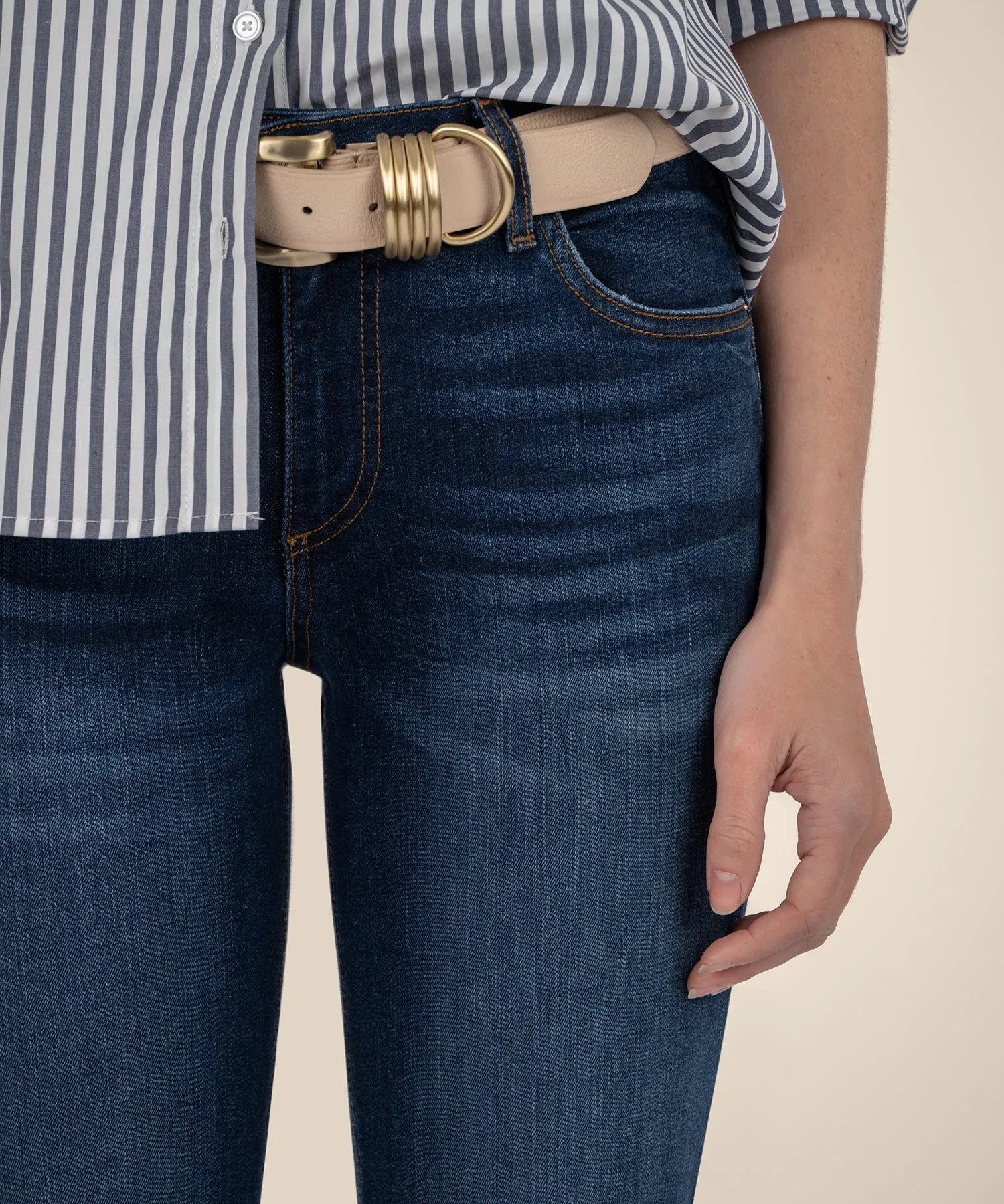 Catherine Mid Rise Boyfriend, Exclusive - FINAL SALE sold by Kut from the Kloth product image thumbnail 4