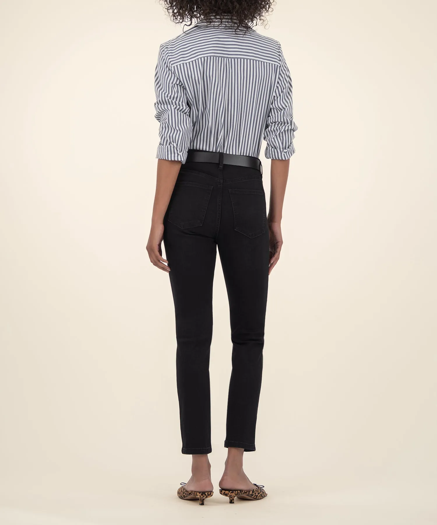 Rachael High Rise Mom Jean - FINAL SALE sold by Kut from the Kloth product image thumbnail 3