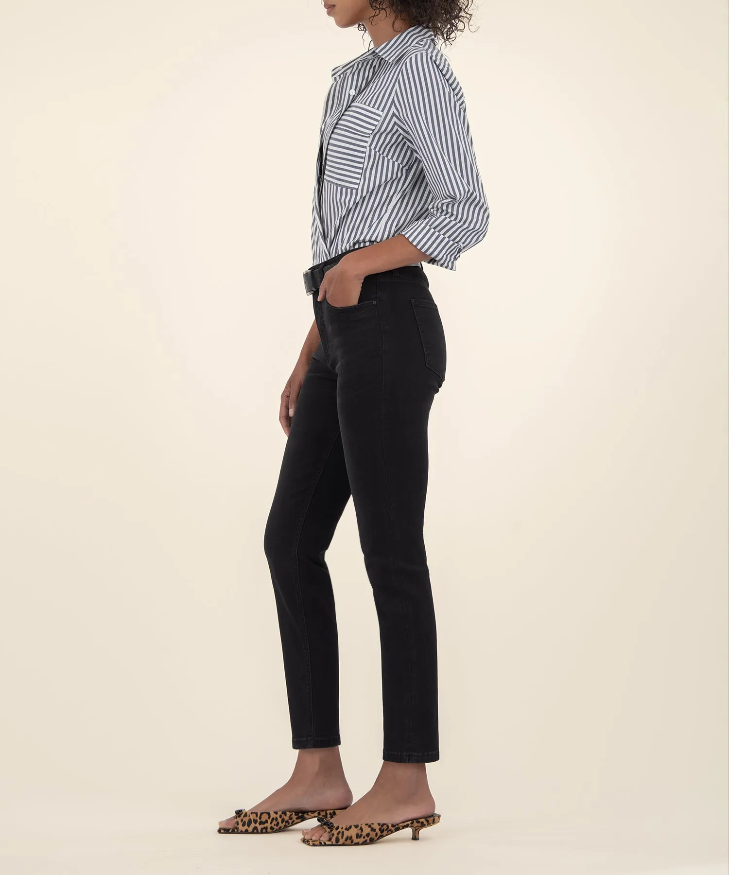 Rachael High Rise Mom Jean - FINAL SALE sold by Kut from the Kloth product image thumbnail 2