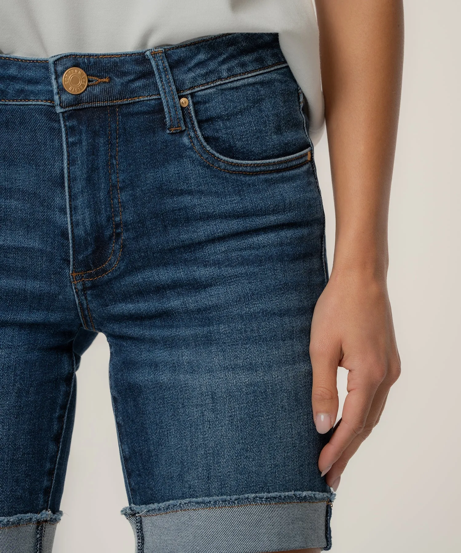 Catherine Boyfriend Short in Individuality Wash sold by Kut from the Kloth product image thumbnail 4