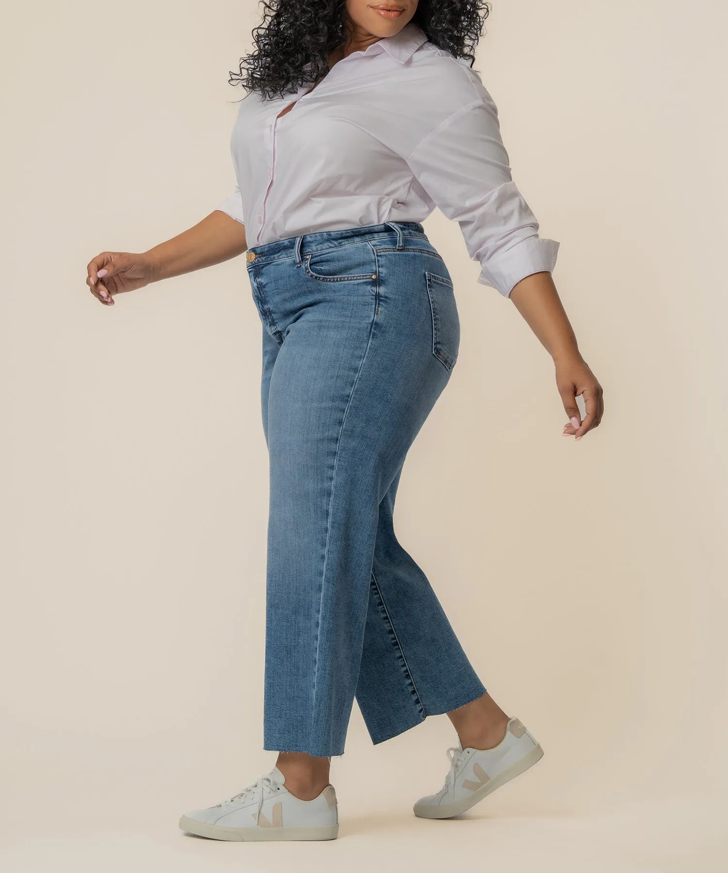 Charlotte High Rise Wide Leg, Plus sold by Kut from the Kloth product image thumbnail 2