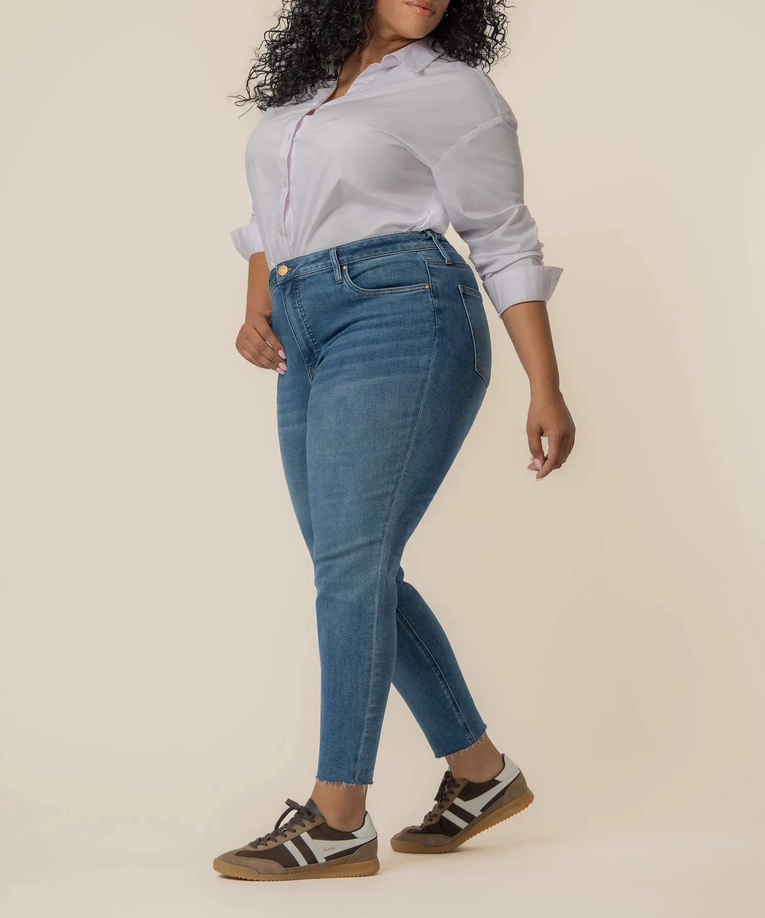 Rachael High Rise Mom, Plus sold by Kut from the Kloth product image thumbnail 2