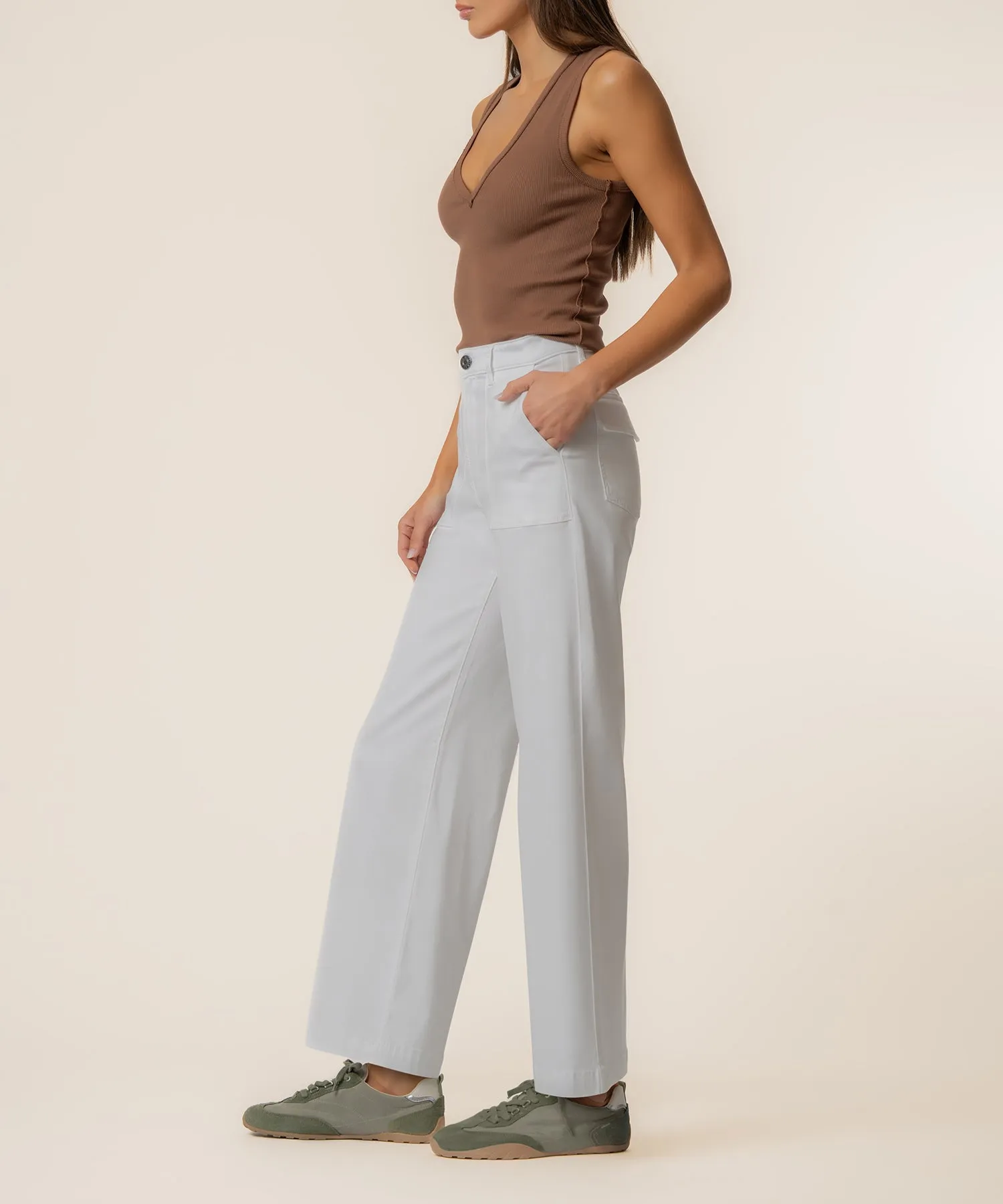 Meg High Rise Wide Leg in White sold by Kut from the Kloth product image thumbnail 2