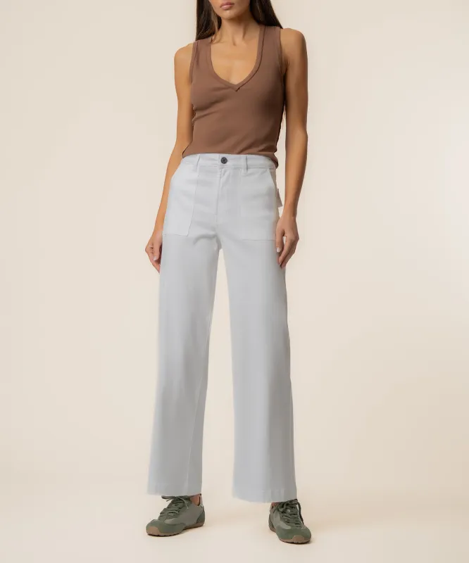 Meg High Rise Wide Leg in White made by Kut from the Kloth