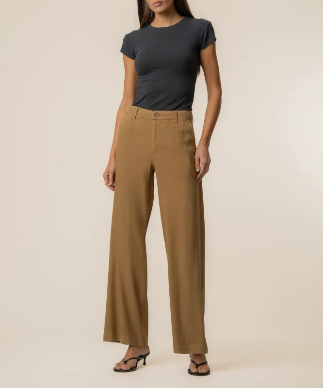 Meg Linen High Rise Wide Straight Leg sold by Kut from the Kloth