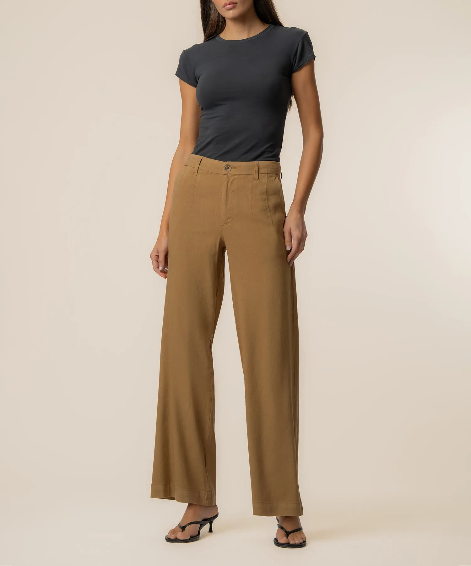 Meg Linen High Rise Wide Straight Leg sold by Kut from the Kloth