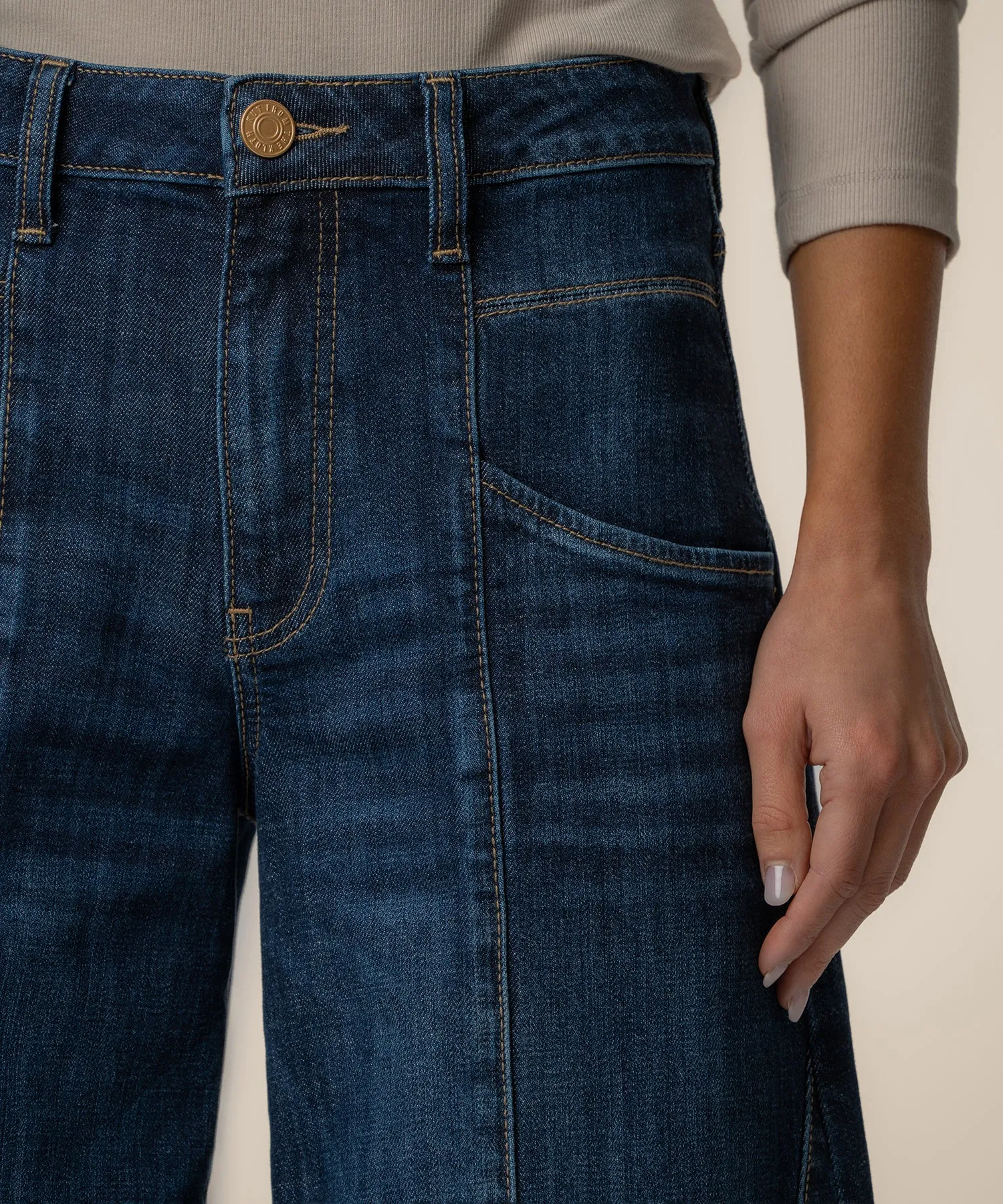 Blake High Rise Super Wide Leg, Exclusive in Jovial Wash sold by Kut from the Kloth product image thumbnail 4