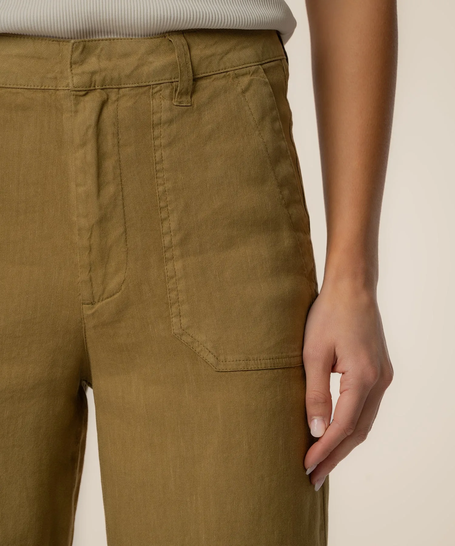 Topaz Linen Wide Leg, Petite sold by Kut from the Kloth product image thumbnail 4