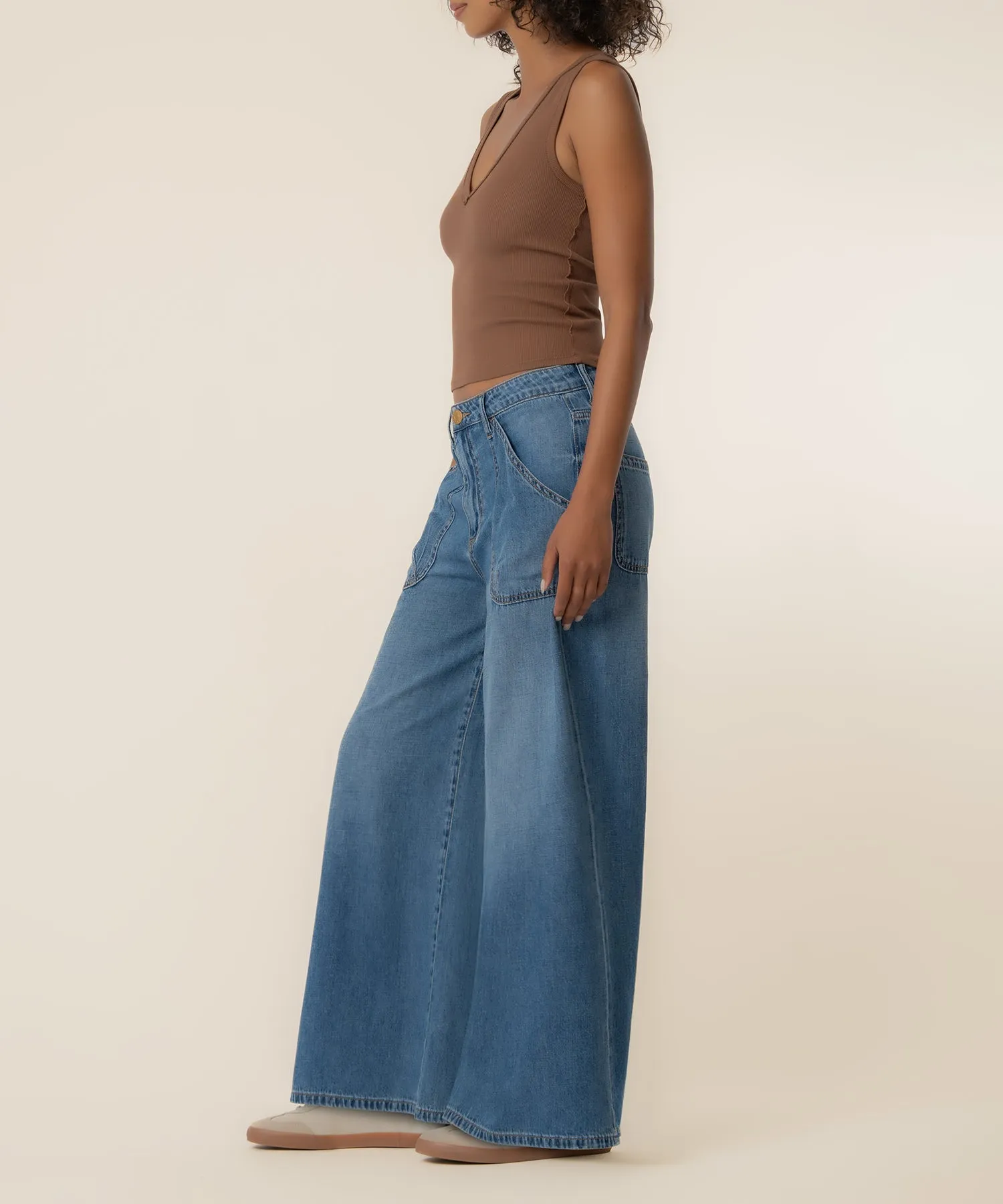 Blake High Rise Super Wide Leg, Exclusive in Simulated Wash sold by Kut from the Kloth product image thumbnail 2