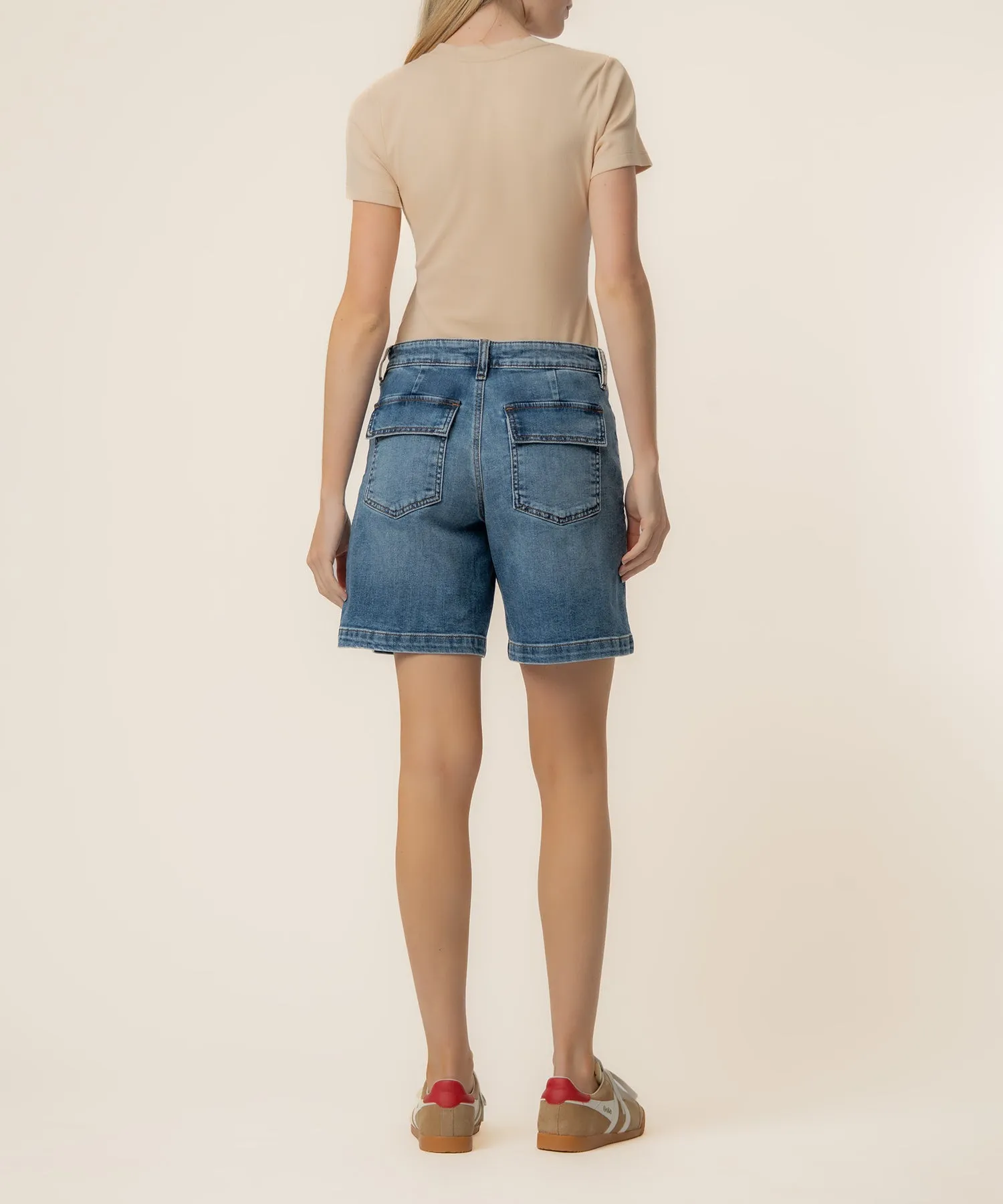 Hailey High Rise Bermuda Short, Exclusive in Teeming Wash sold by Kut from the Kloth product image thumbnail 3