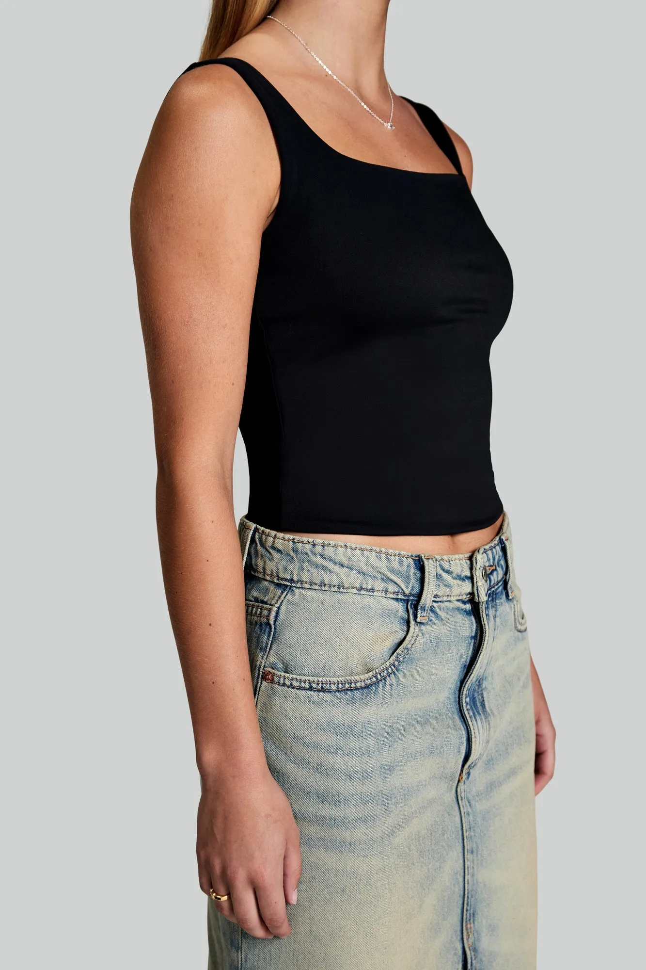 Body Hug Tank sold by Kyodan product image thumbnail 5