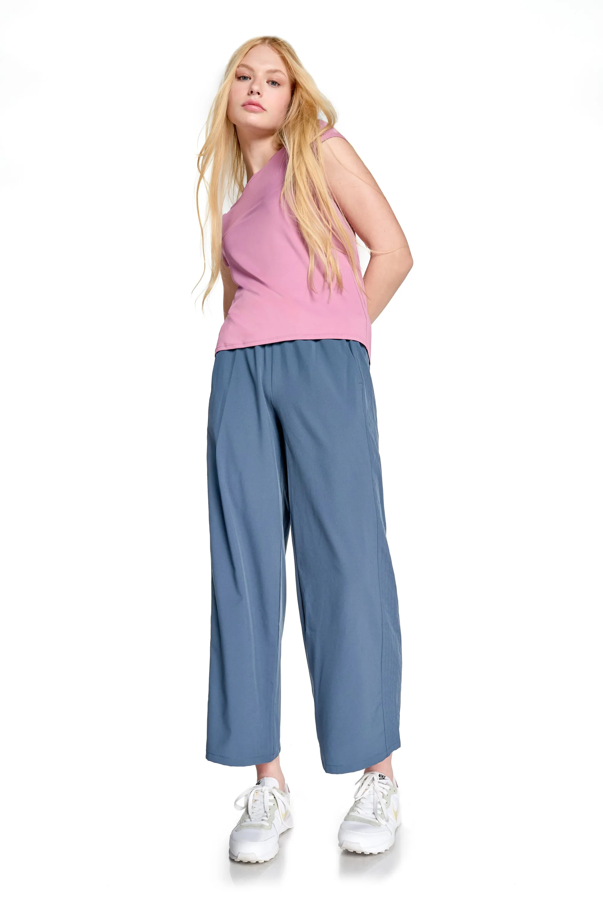 Zeli Adjustable Woven Pants sold by Kyodan product image thumbnail 4