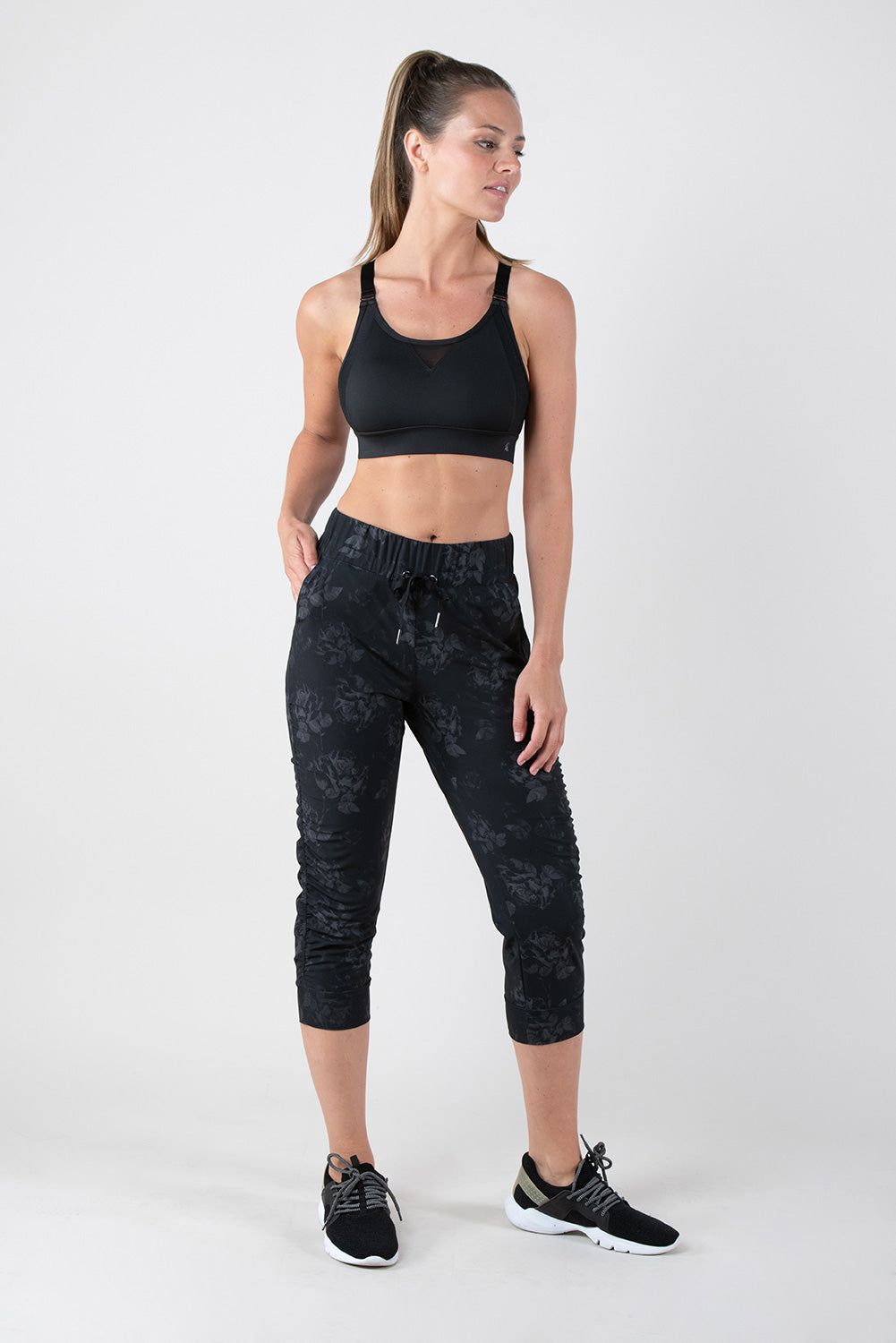 Move Freely Crop sold by Kyodan product image thumbnail 4