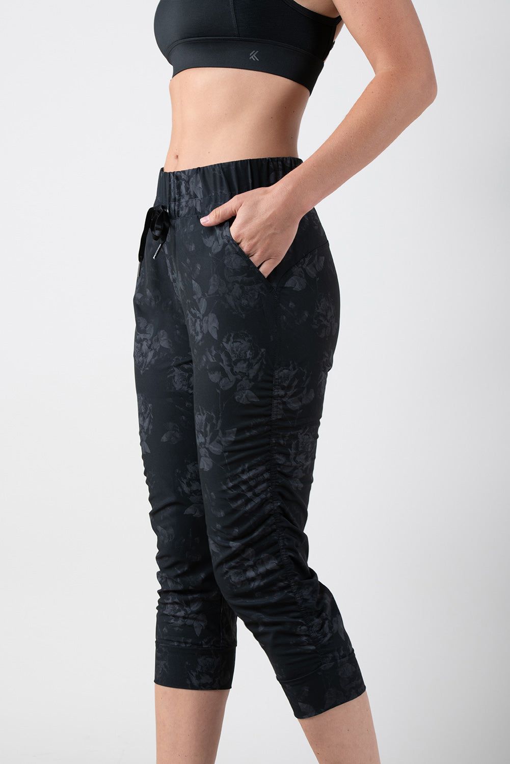 Move Freely Crop sold by Kyodan product image thumbnail 2