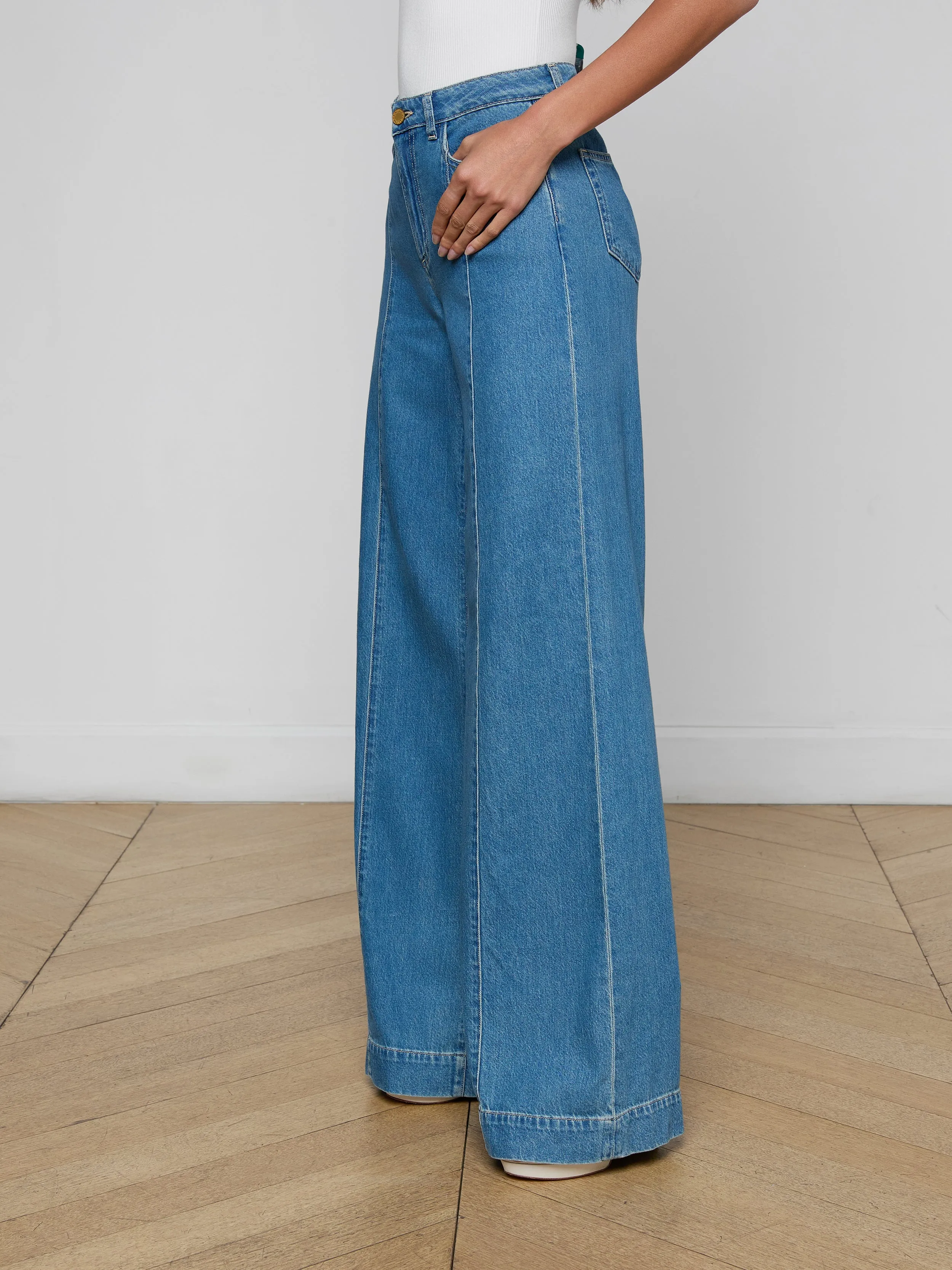 Sandy Wide-Leg Jean sold by L'AGENCE product image thumbnail 3