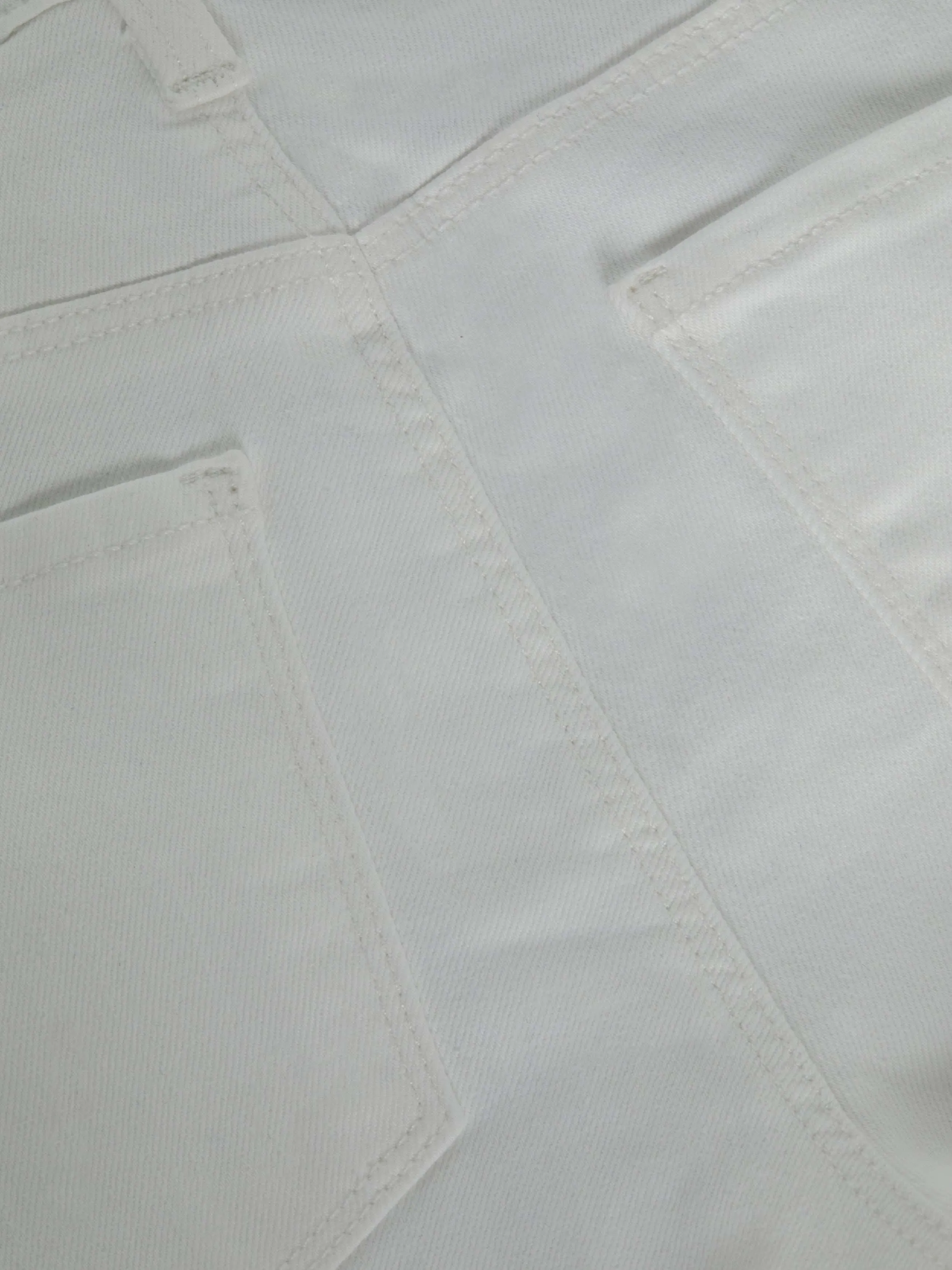 Sneeki Low-Rise Straight-Leg Jean sold by L'AGENCE product image thumbnail 5