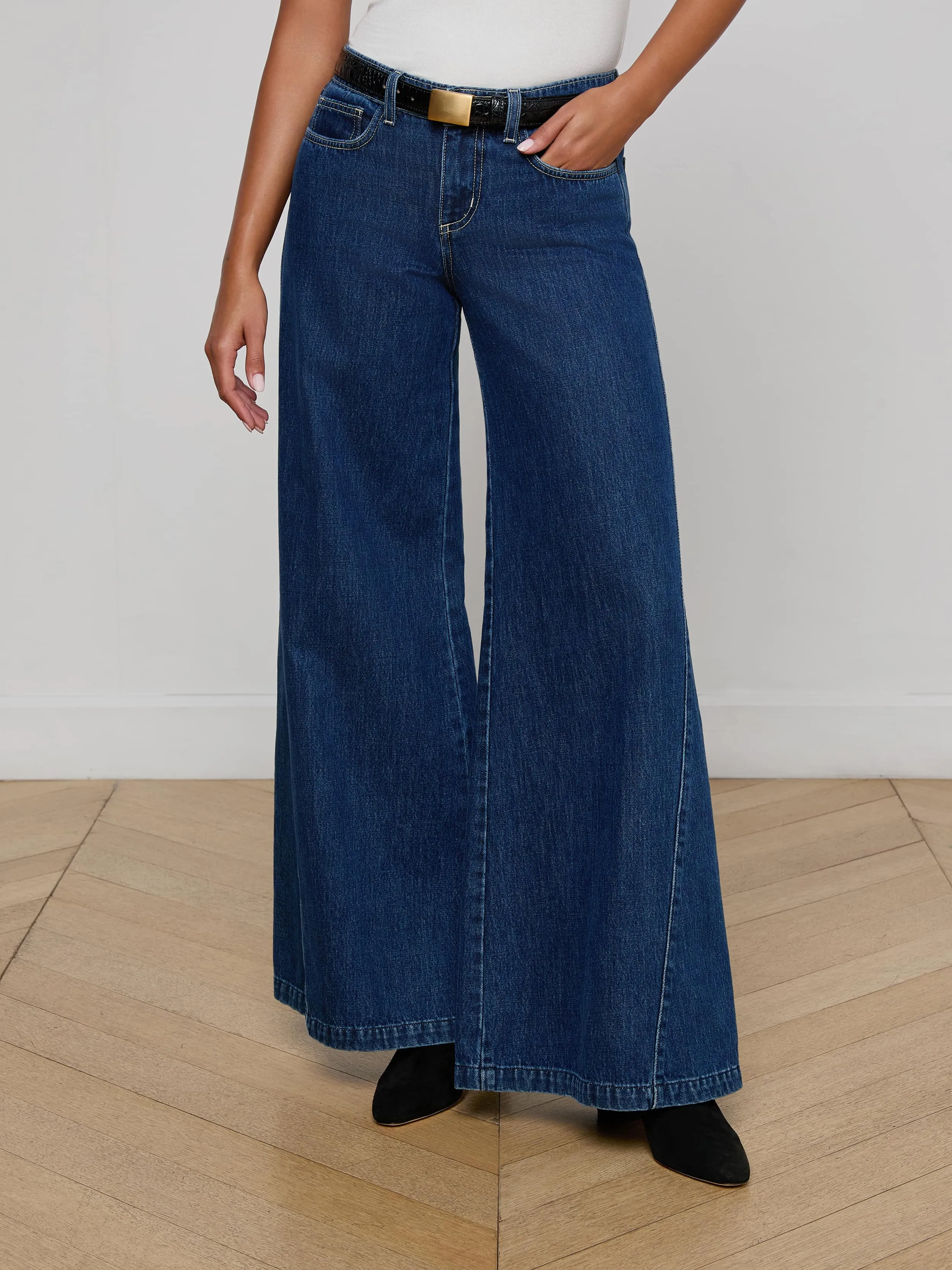 Savina Low-Rise Wide-Leg Jean sold by L'AGENCE product image thumbnail 2