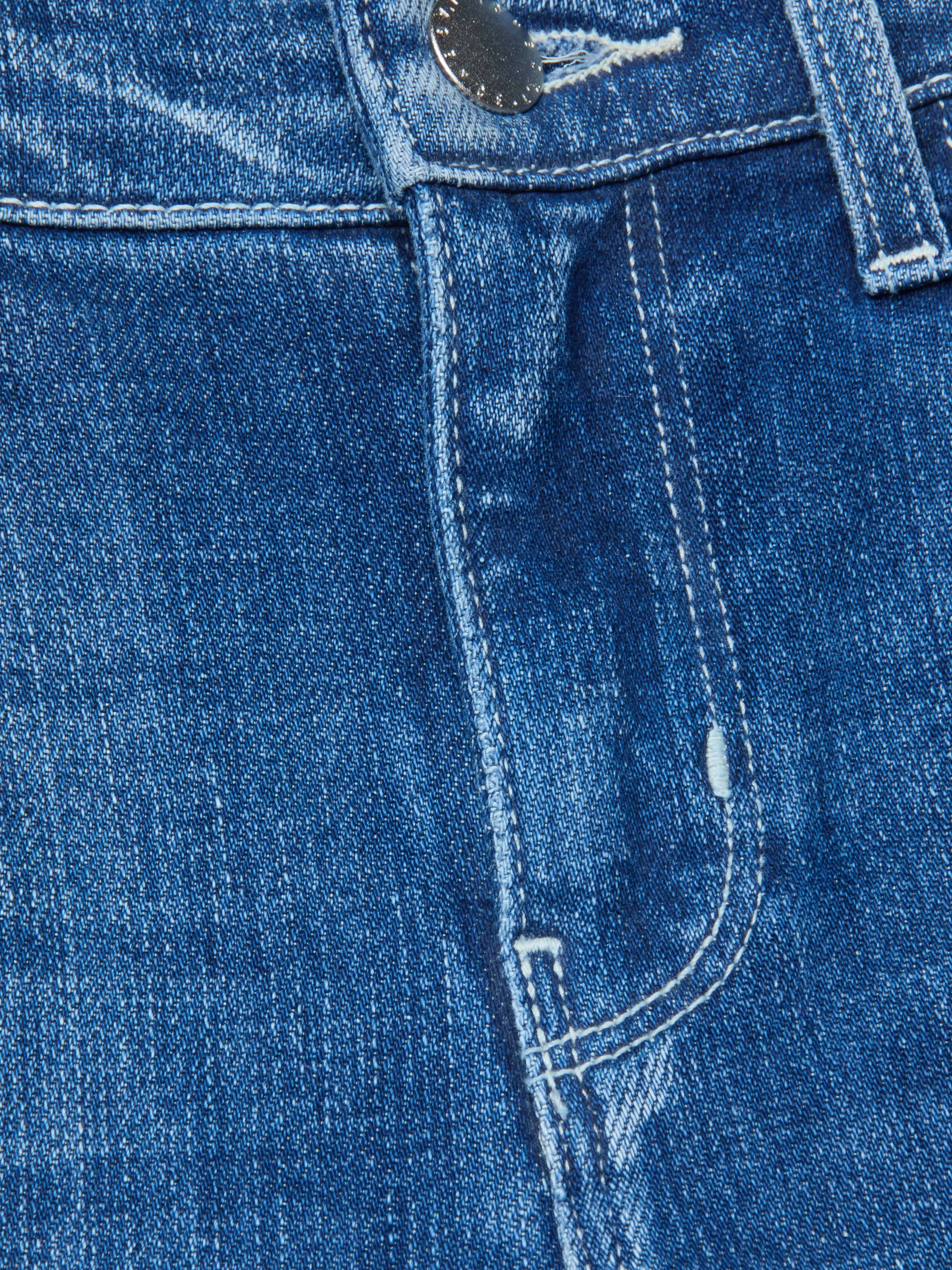 Sneeki Low-Rise Straight-Leg Jean sold by L'AGENCE product image thumbnail 5