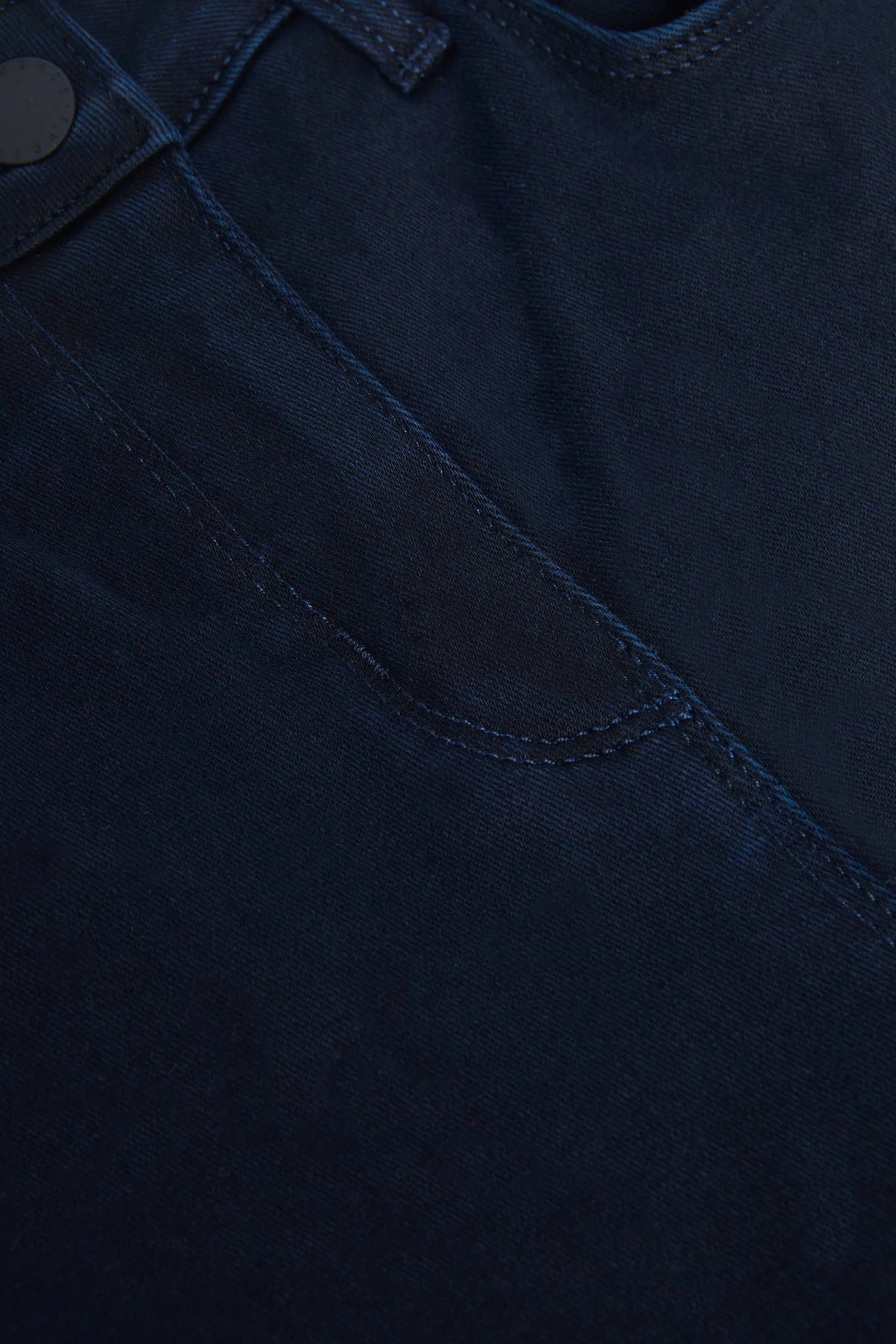 Ruth Straight-Leg Jean sold by L'AGENCE product image thumbnail 5