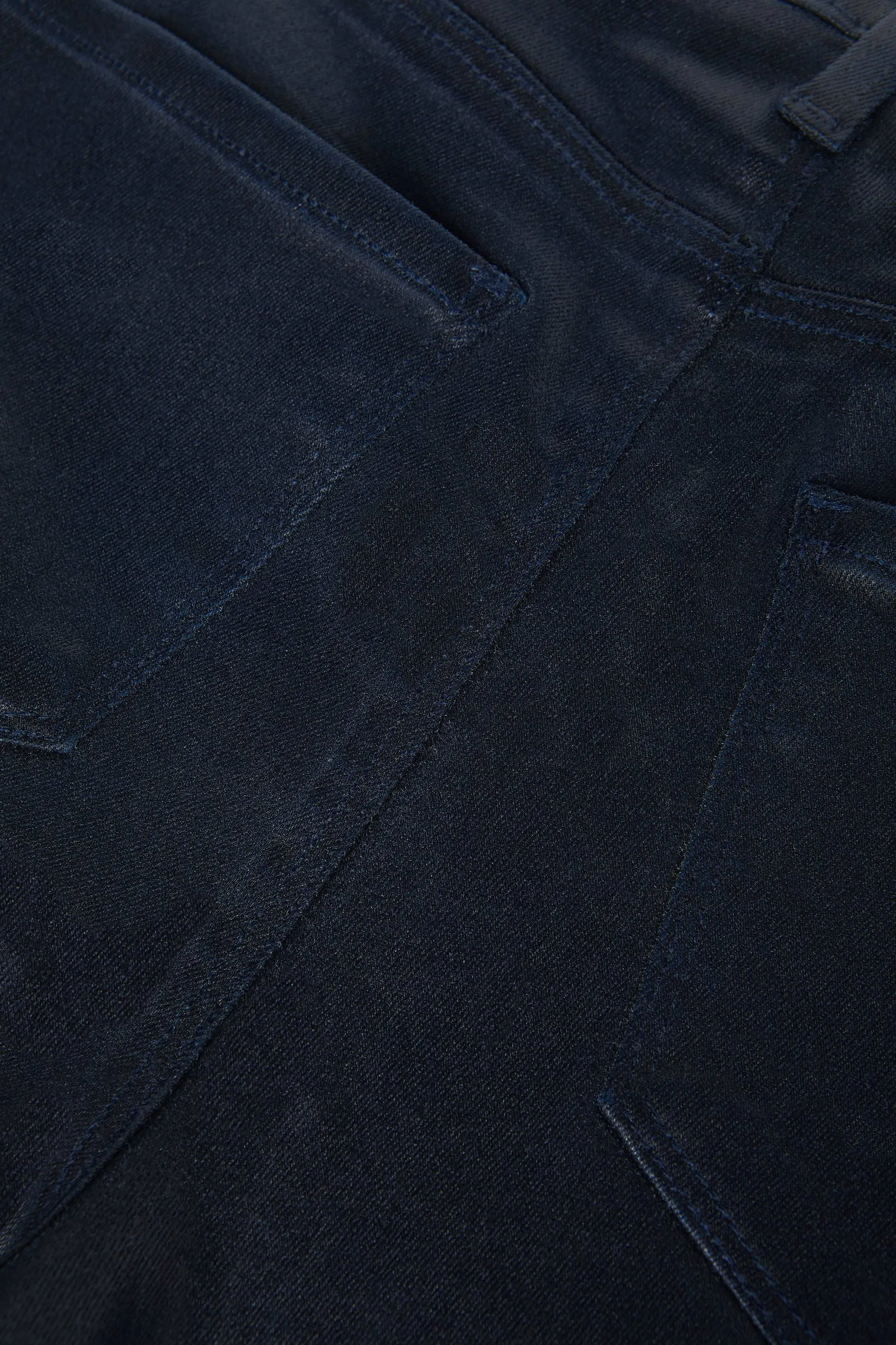 Ruth Coated Straight-Leg Jean sold by L'AGENCE product image thumbnail 5