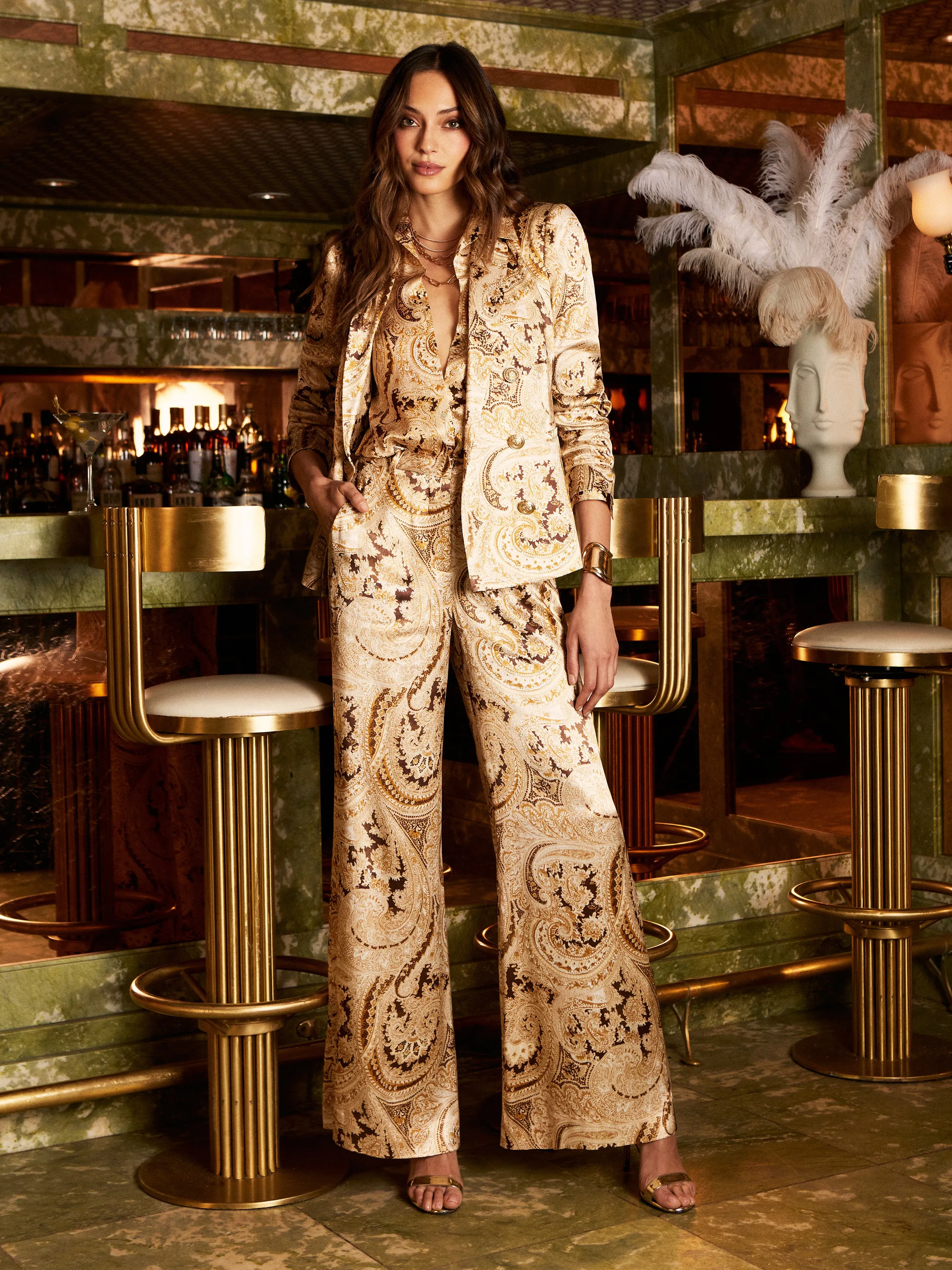 Image - Colin and pilar in Boute paisley sold by L'AGENCE