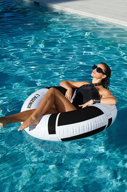 Image - Vacation made by L'AGENCE