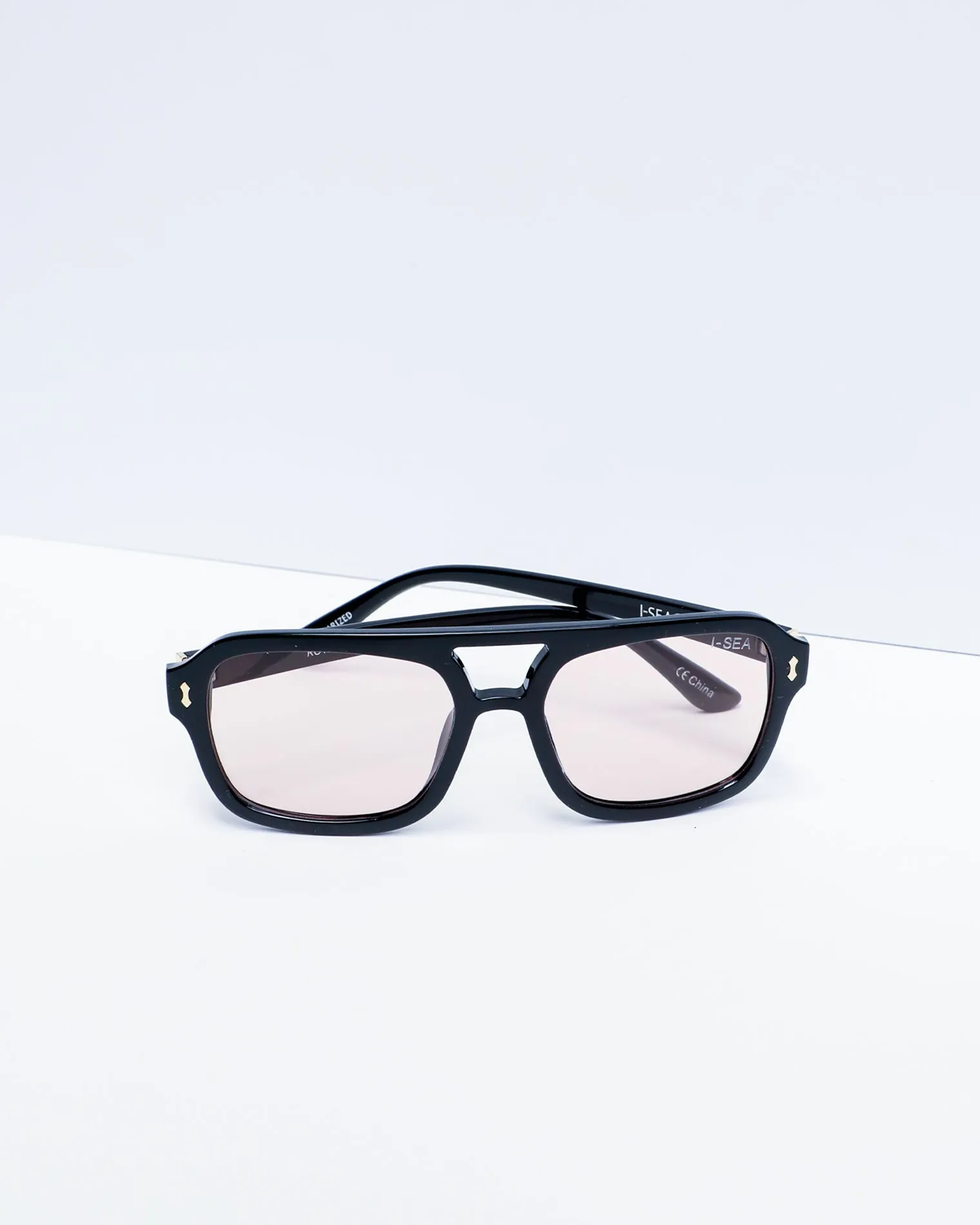 I-SEA Royal Sunglasses sold by l*space product image thumbnail 4