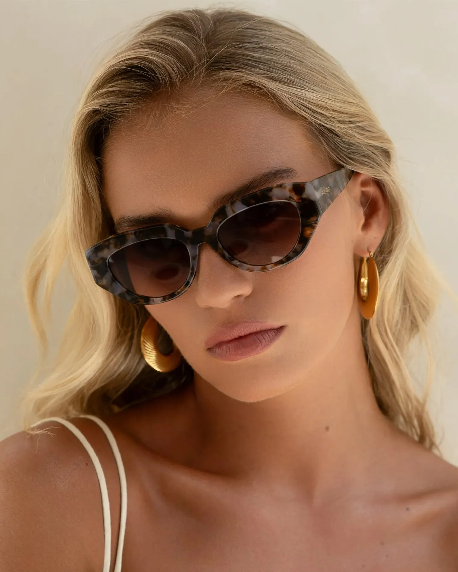 Freyrs Frankie Sunglasses - Brown sold by l*space