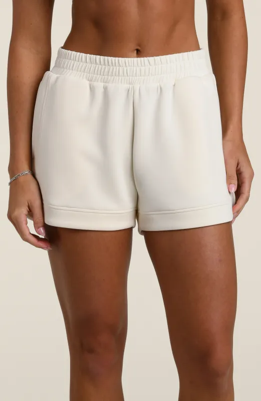 Cloudset Lounge Shorts - Chalk made by La Blanca