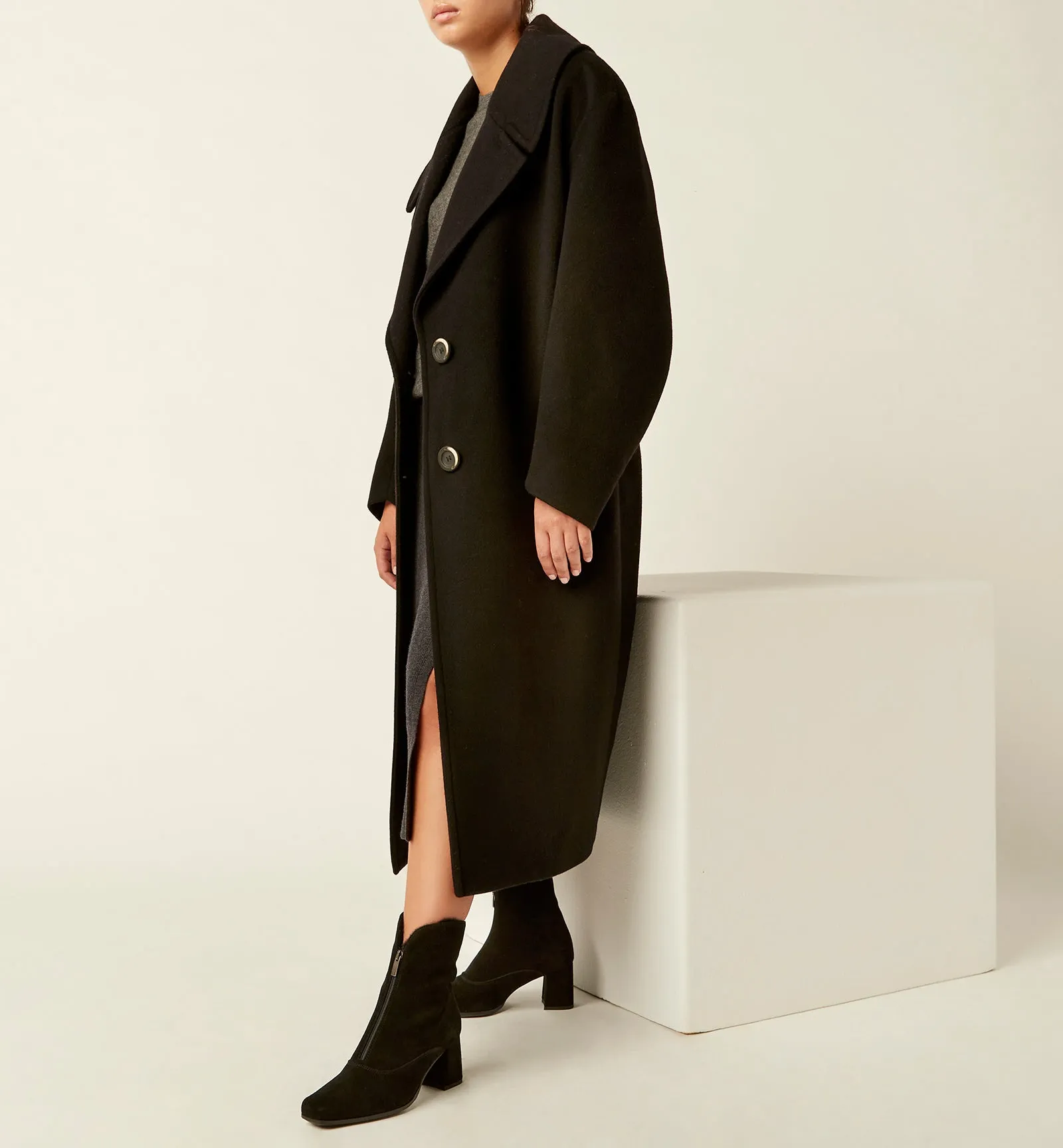 FINN SUEDE BOOTIE sold by La CANADIENNE product image thumbnail 3