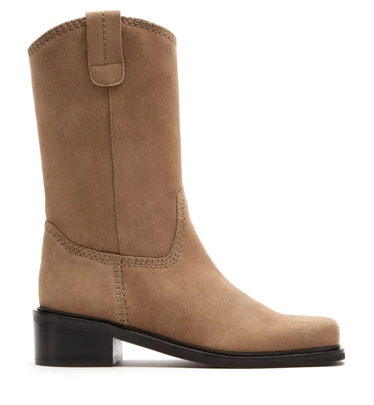 BUZZY SUEDE BOOT sold by La CANADIENNE