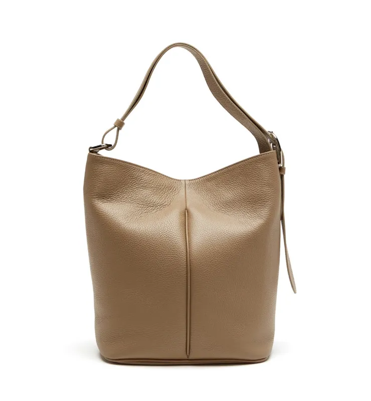 PUMA LEATHER TOTE BAG sold by La CANADIENNE