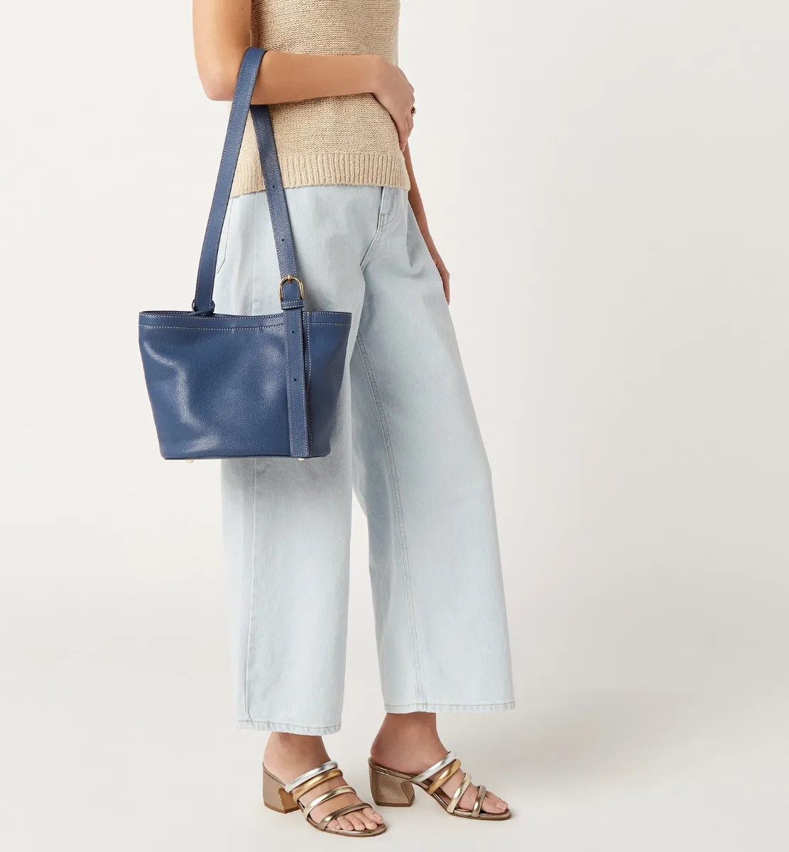 PLOT LEATHER HANDBAG sold by La CANADIENNE product image thumbnail 5