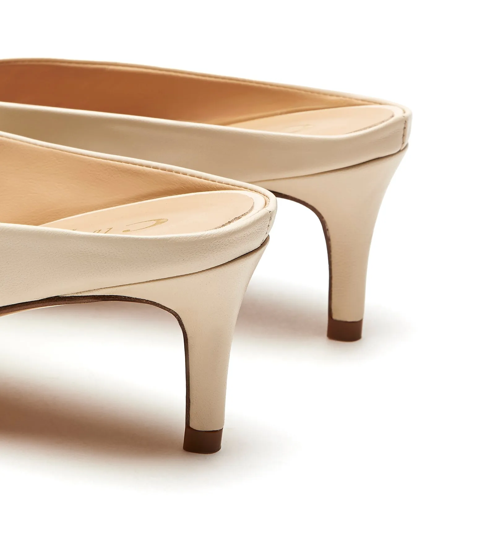 REDO LEATHER SANDAL sold by La CANADIENNE product image thumbnail 4