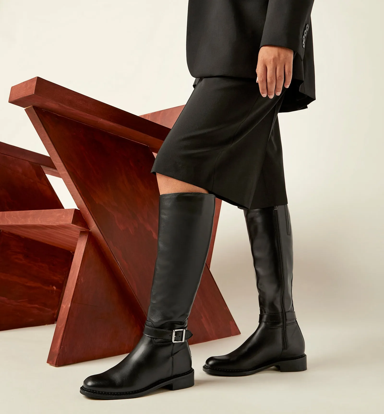 STEVIE LEATHER BOOT sold by La CANADIENNE product image thumbnail 2