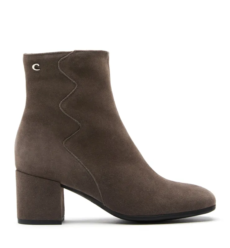 JINA SUEDE BOOTIE sold by La CANADIENNE