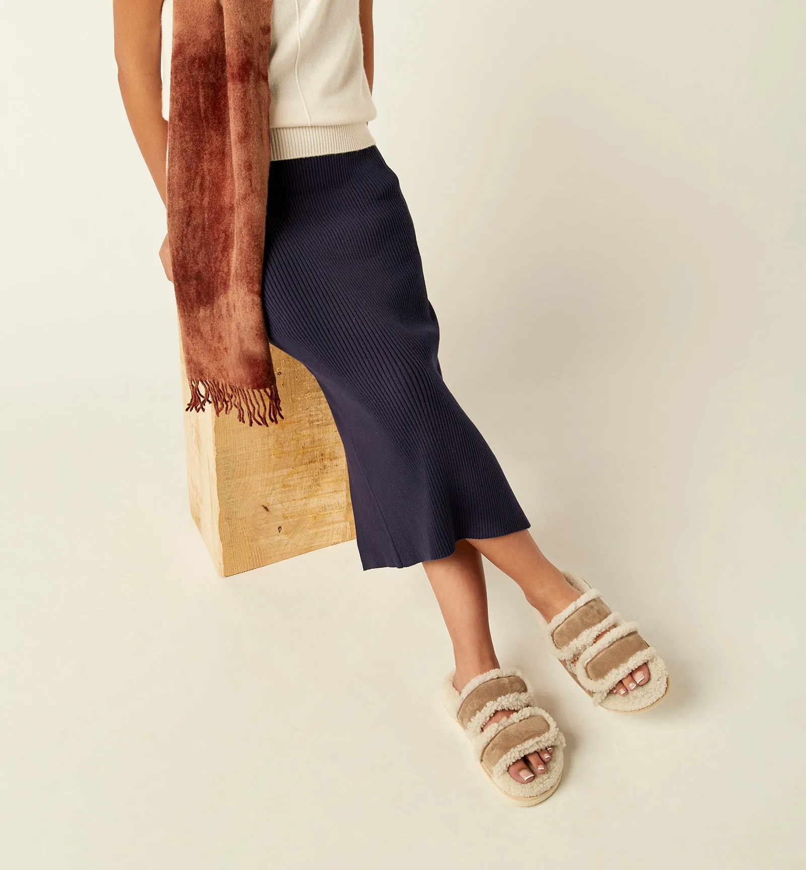 BUNNY SHEARLING SLIDE sold by La CANADIENNE product image thumbnail 2