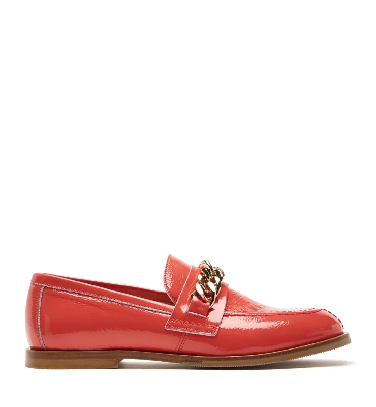 BEATLE CRINKLE LEATHER LOAFER sold by La CANADIENNE