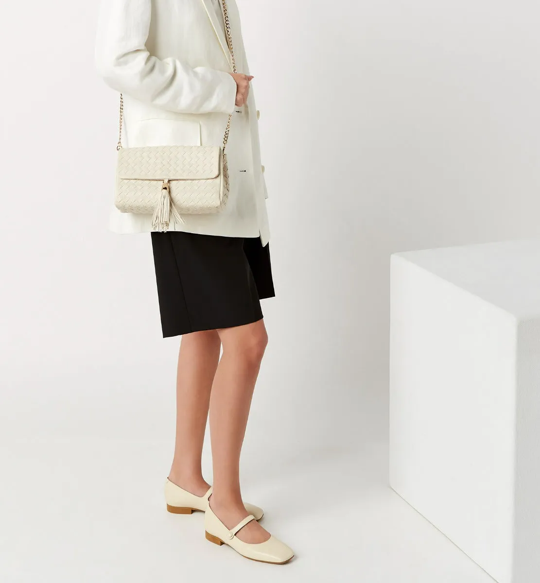 PETAL WOVEN LEATHER CROSSBODY BAG sold by La CANADIENNE product image thumbnail 2