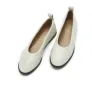 GIGI LEATHER FLAT sold by La CANADIENNE