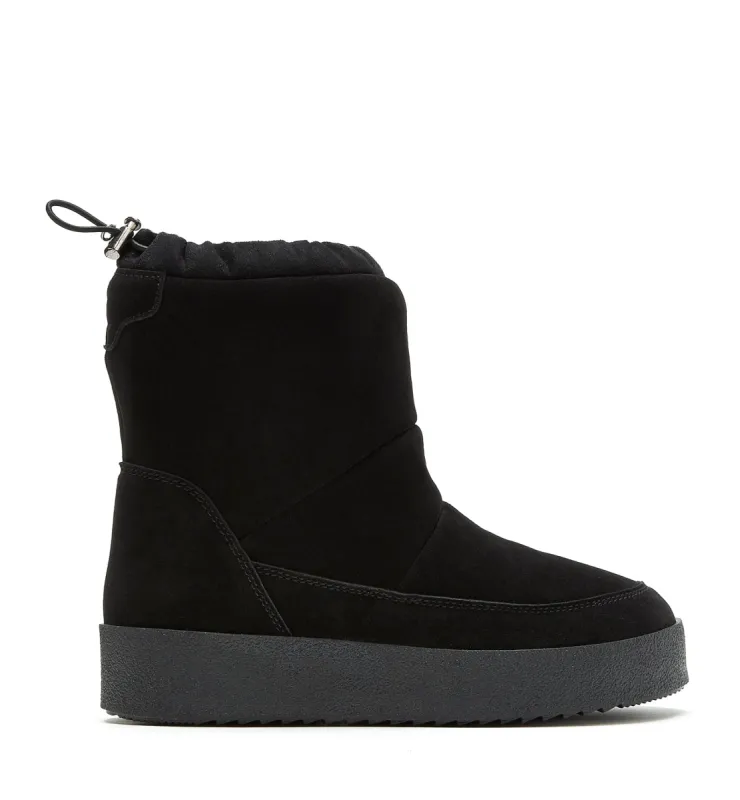 EMMETT SHEARLING-LINED BOOT sold by La CANADIENNE
