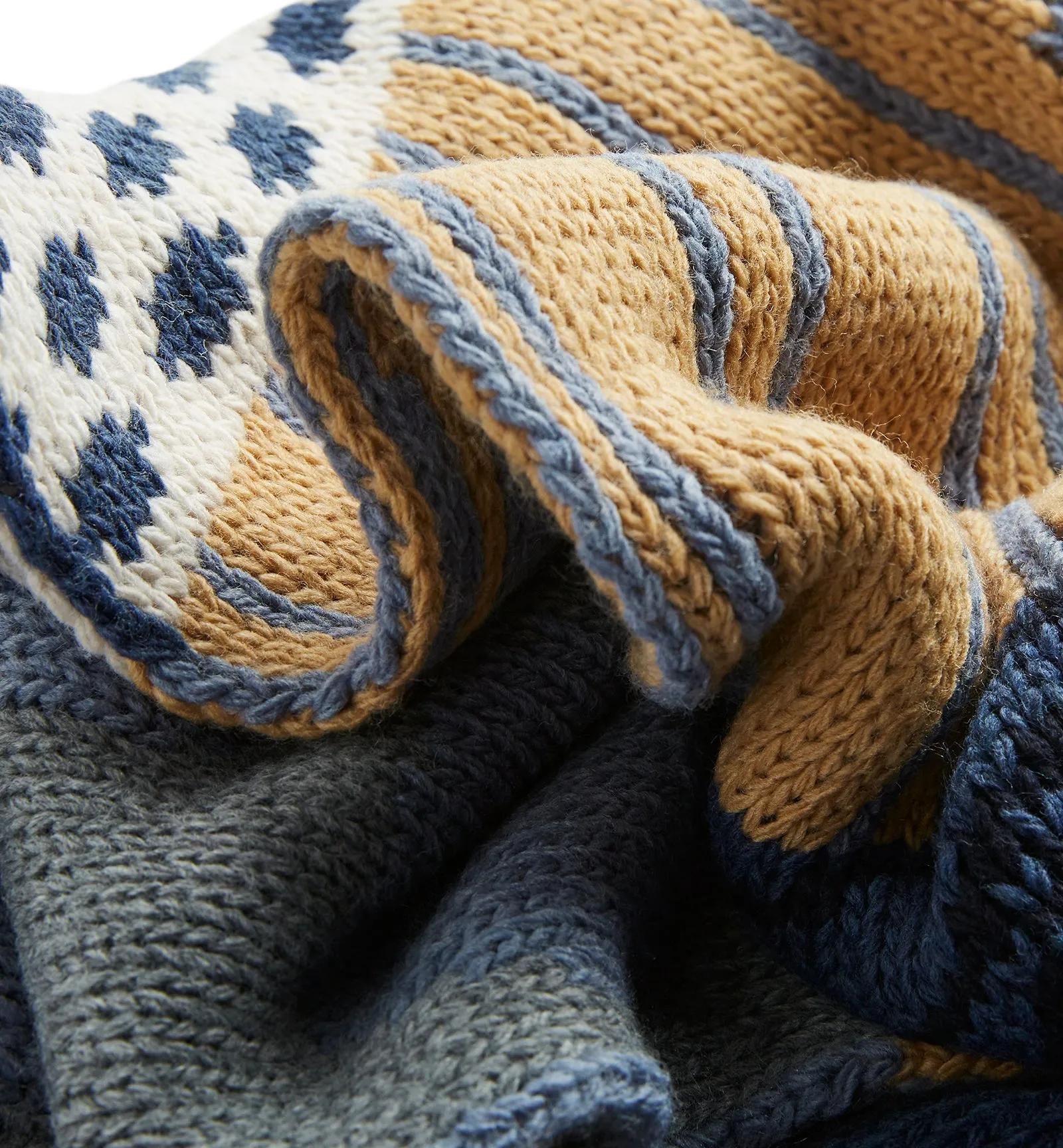 LUCIA ABSTRACT MEADOW SCARF sold by La CANADIENNE product image thumbnail 4