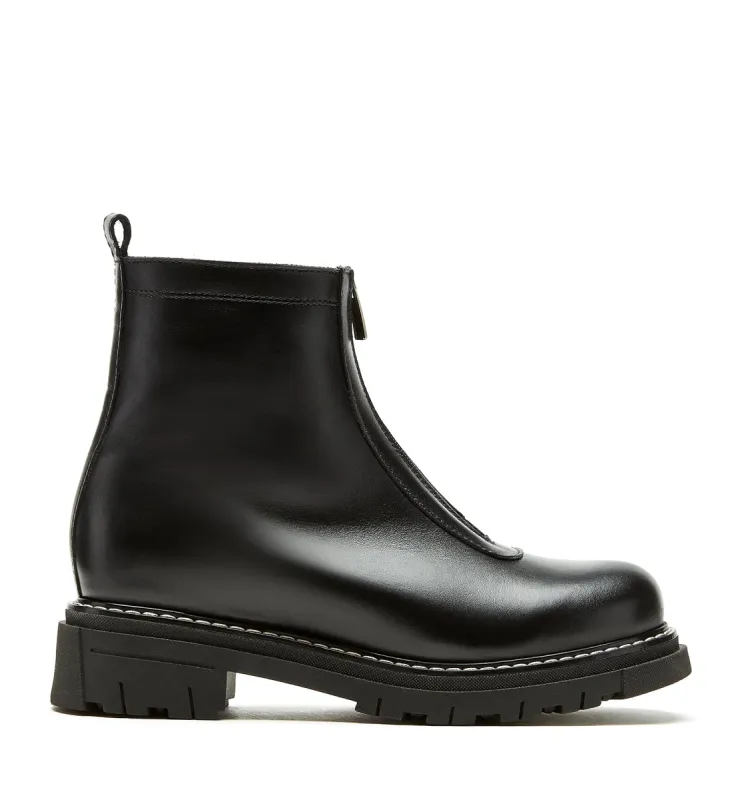 DEON SHEARLING-LINED LEATHER BOOTIE sold by La CANADIENNE